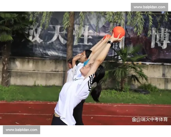 无氧运动的科学原理与实际应用解析：如何通过高强度训练提升体能和健康