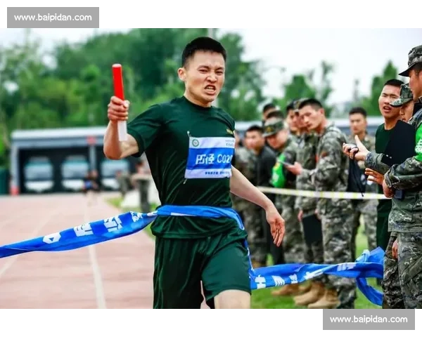 激烈对决引燃赛场激情体育竞技精彩瞬间全纪录